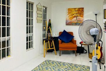 BIG LAND AREA! Single Sty Corner Bungalow Taman Gembira , Klang