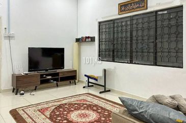 BIG LAND AREA! Single Sty Corner Bungalow Taman Gembira , Klang