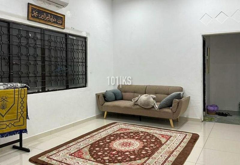 BIG LAND AREA! Single Storey Bungalow Corner Lot! Taman Gembira Klang