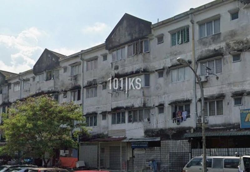 Ground Floor Shoplot To LET! Taman Sri Serdang , Seri Kembangan