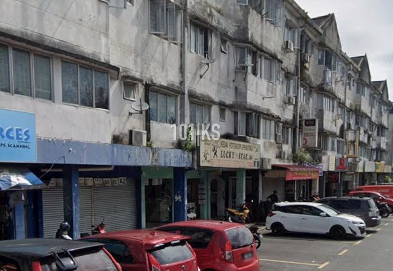 Ground Floor Shoplot To LET! Taman Sri Serdang , Seri Kembangan
