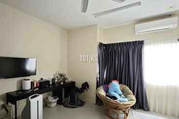 2 Sty Semi D CORNER LOT!  Mohd Tahir , Taman Saujana , Klang
