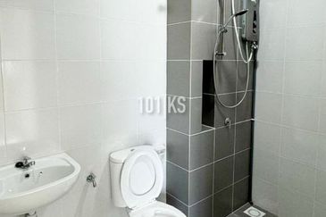 Move-In Ready! Regent Garden Eco Grandeur Puncak Alam