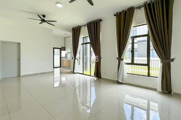 Move-In Ready! Regent Garden Eco Grandeur Puncak Alam