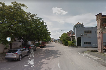 JALAN SELAT SELATAN 15