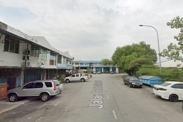 JALAN SELAT SELATAN 15