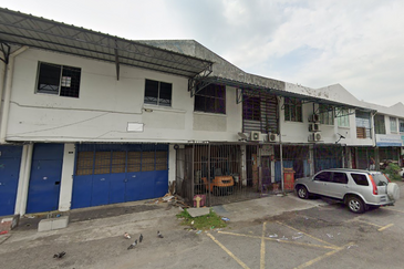 JALAN SELAT SELATAN 15