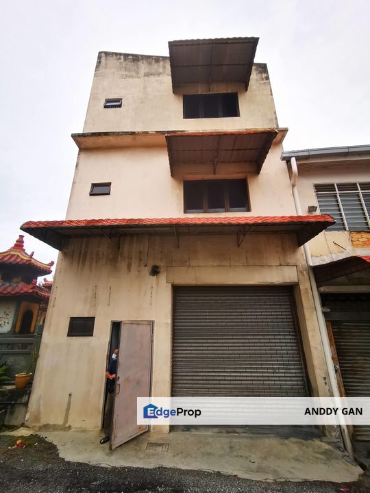 3 Storey Shop Office In Klang Town, Selangor, Klang