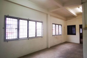 2.5 Miles Jalan Kapar