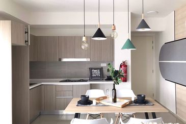 Gravit8 @ Klang South