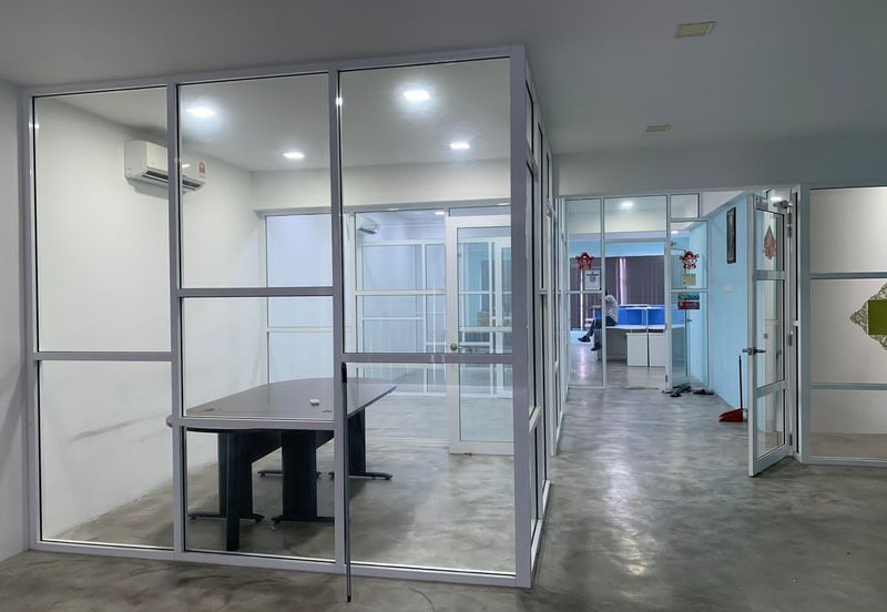 Renovated 2 Storey Shop Bandar Puteri Klang for Sale