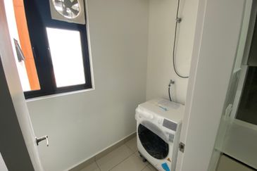 Amber Residence @ twentyfive.7