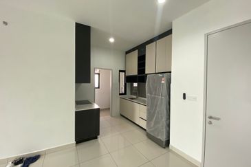 Amber Residence @ twentyfive.7