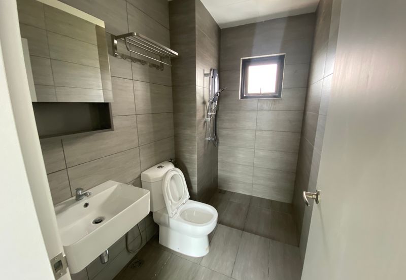 Amber Residence @ twentyfive.7