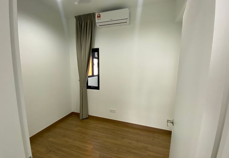 Amber Residence @ twentyfive.7