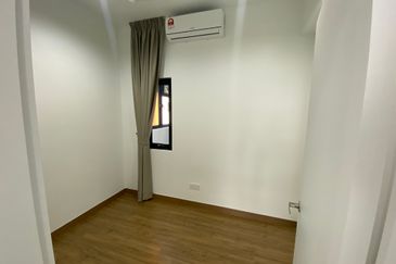 Amber Residence @ twentyfive.7