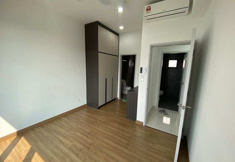 Amber Residence @ twentyfive.7