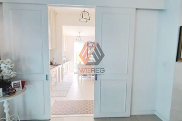 Scarlet @ Bandar Rimbayu