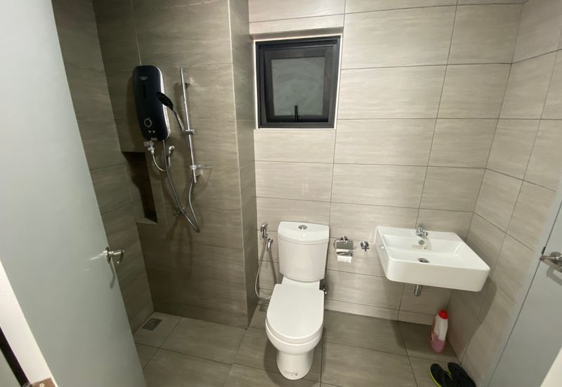 Amber Residence @ twentyfive.7