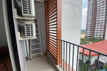 Amber Residence @ twentyfive.7