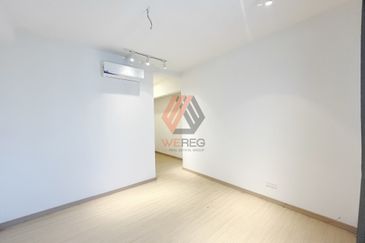 Gravit8 @ Klang South