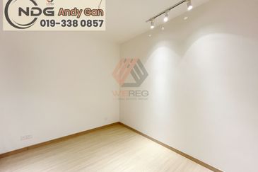 Gravit8 @ Klang South