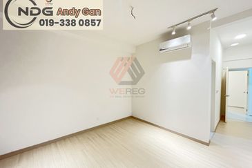 Gravit8 @ Klang South