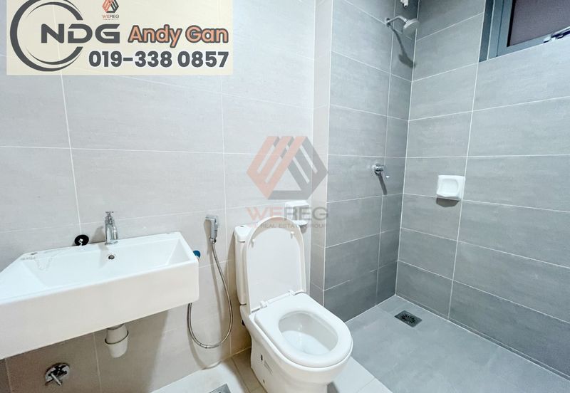 Gravit8 @ Klang South