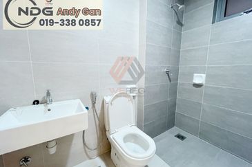 Gravit8 @ Klang South