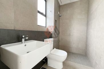 Robin @ Bandar Rimbayu