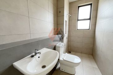 Robin @ Bandar Rimbayu