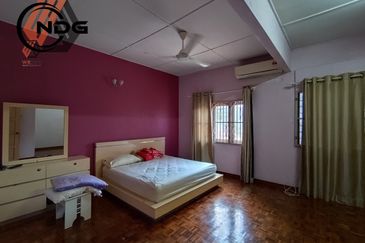 Taman Tepi Sungai ( Taman Teluk Pulai Indah )