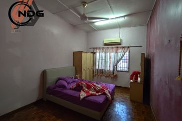 Taman Tepi Sungai ( Taman Teluk Pulai Indah )