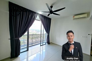 Gravit8 @ Klang South