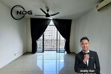 Gravit8 @ Klang South