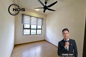 Gravit8 @ Klang South