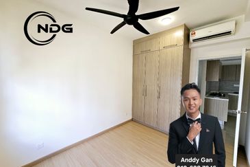 Gravit8 @ Klang South