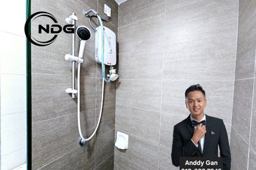 Gravit8 @ Klang South