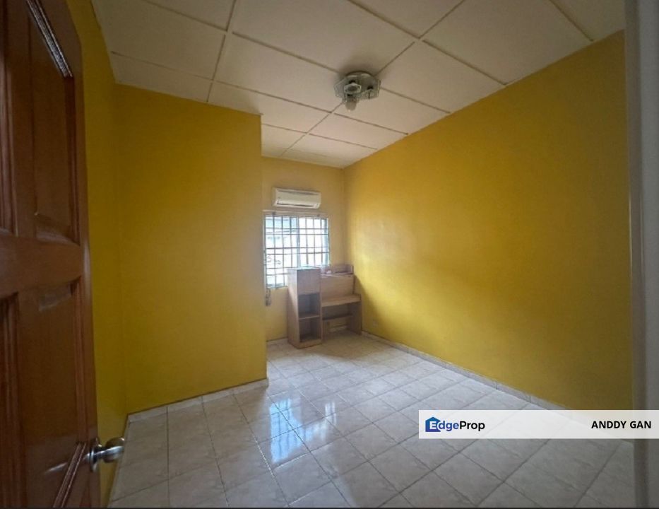 Partially Furnished | 2 Storey | Gated Guarded, Selangor, Klang