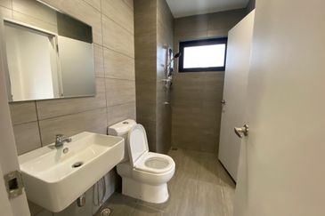 Amber Residence @ twentyfive.7