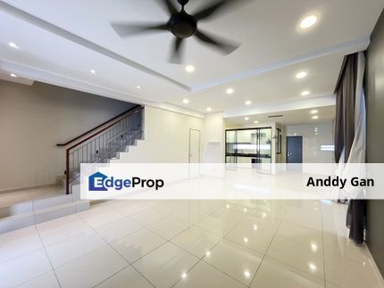 End Lot | Fully Renovated | Partially Furnished, Selangor, Telok Panglima Garang