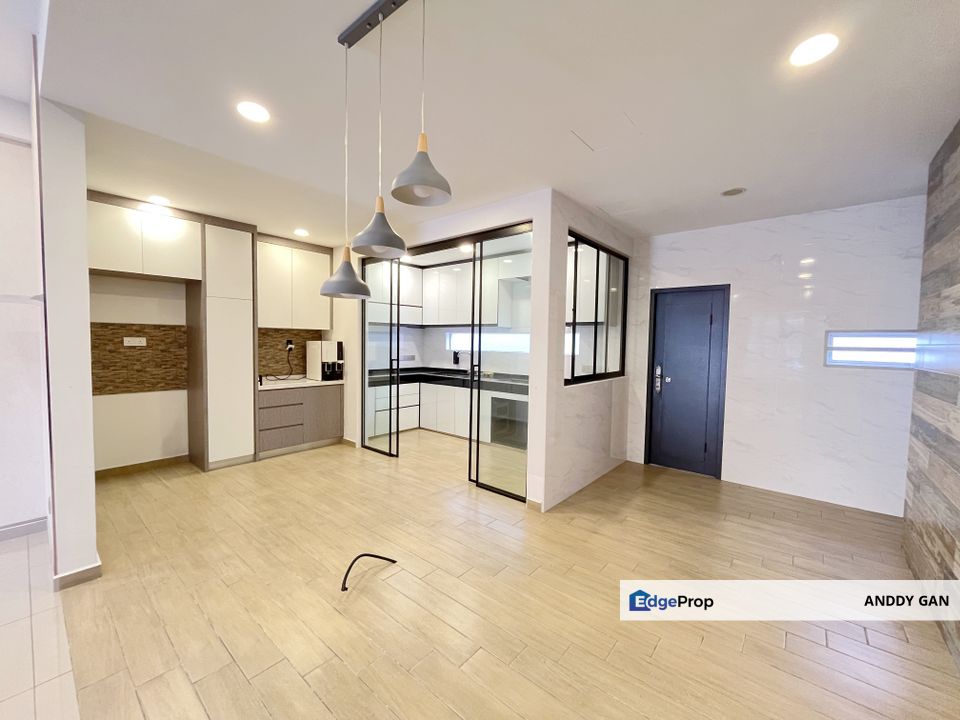 End Lot | Fully Renovated | Partially Furnished, Selangor, Telok Panglima Garang