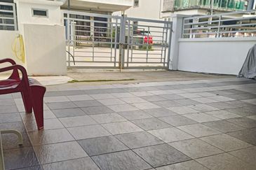 Renovated Bandar Putera 2 Klang House for Sale