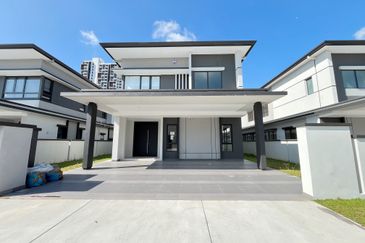 Freesia Residences @ Tropicana Aman