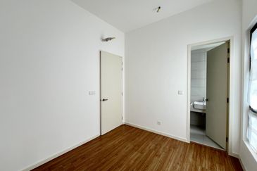 Freesia Residences @ Tropicana Aman