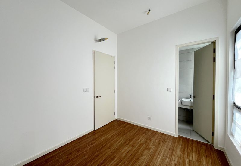 Freesia Residences @ Tropicana Aman