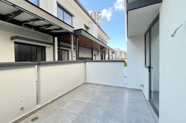 Freesia Residences @ Tropicana Aman