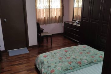 Jalan Kemuning Bayu 33/30A