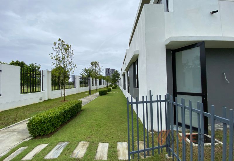 Sencilia @ Eco Sanctuary