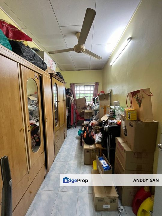 Low Cost Pandamaran Pelabuhan Klang House for Sale, Selangor, Port Klang